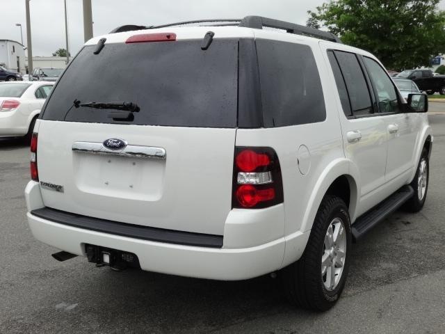 2009 Ford Explorer ESi