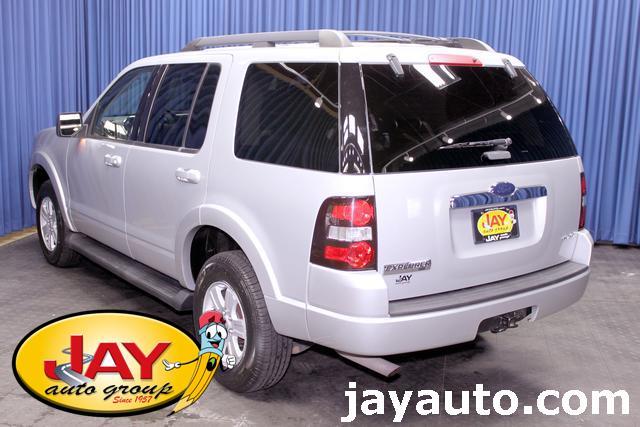 2009 Ford Explorer ESi