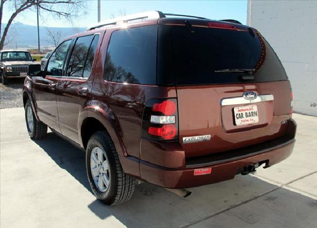 2010 Ford Explorer ESi