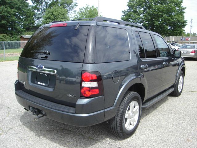 2010 Ford Explorer GXL