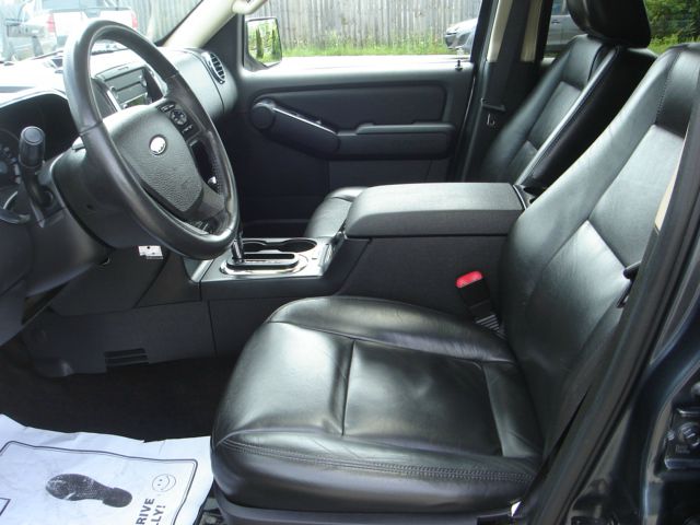 2010 Ford Explorer GXL