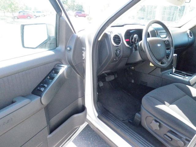 2010 Ford Explorer SL 4x4 Regular Cab