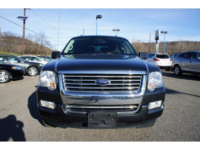 2010 Ford Explorer 4WD W/ Navires