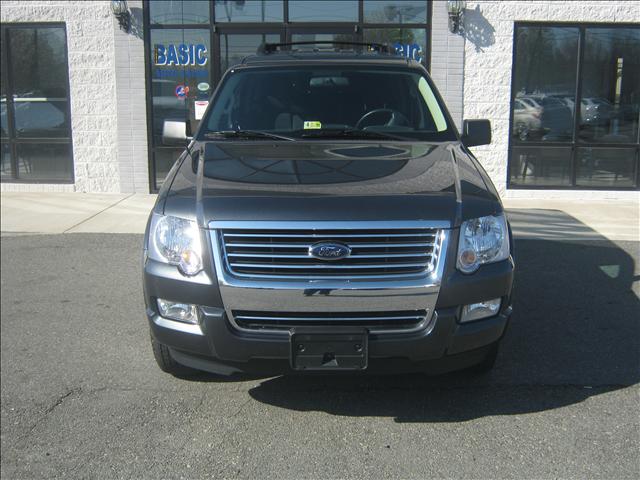 2010 Ford Explorer ESi