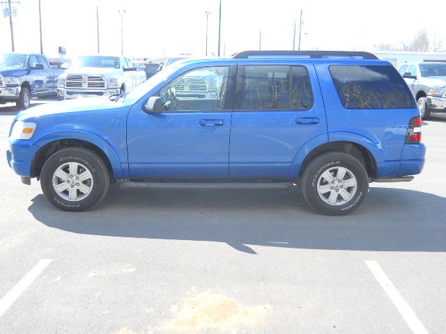 2010 Ford Explorer Wagon SE