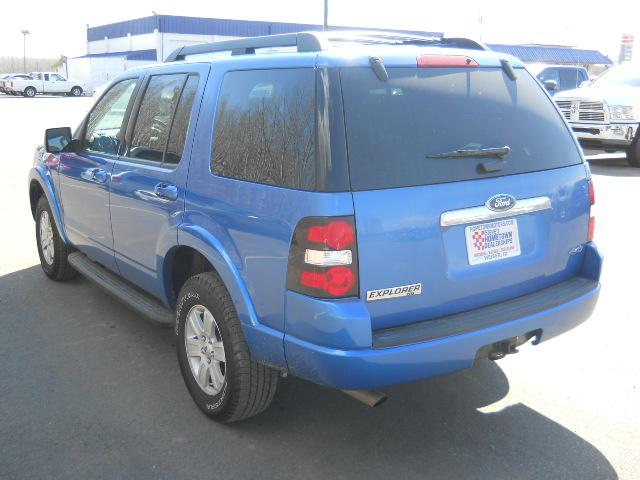 2010 Ford Explorer Wagon SE