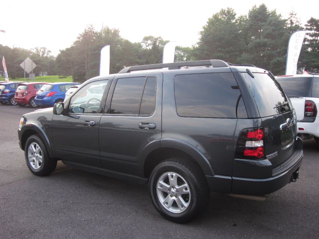 2010 Ford Explorer GXL