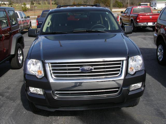 2010 Ford Explorer ESi