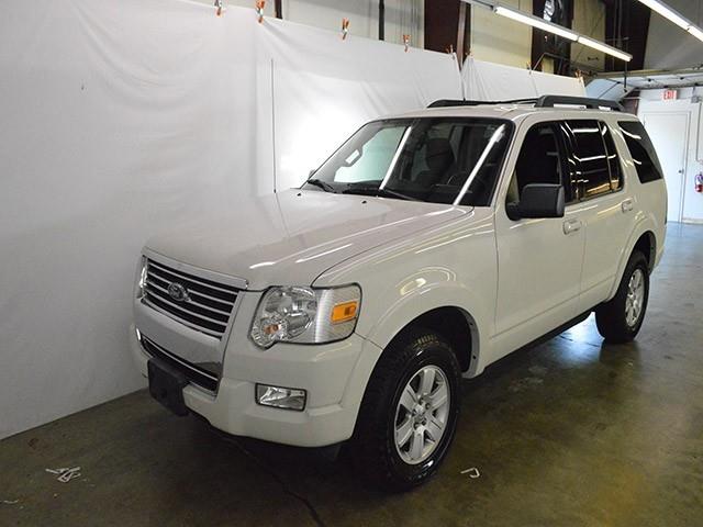 2010 Ford Explorer ESi