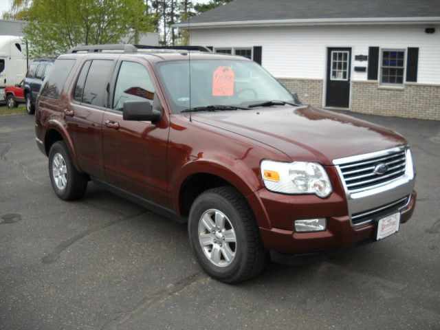 2010 Ford Explorer T6 AWD Leather Moonroof Navigation