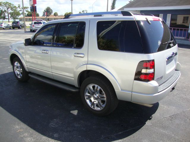 2010 Ford Explorer Se..clean Carfax..one Owner