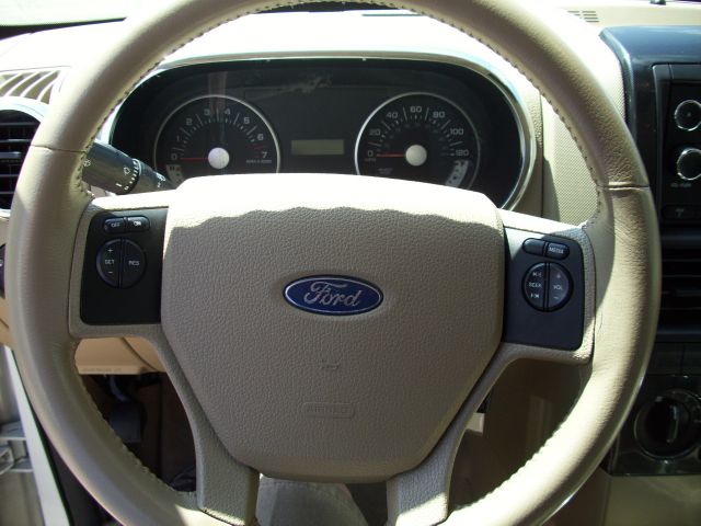 2010 Ford Explorer GXL