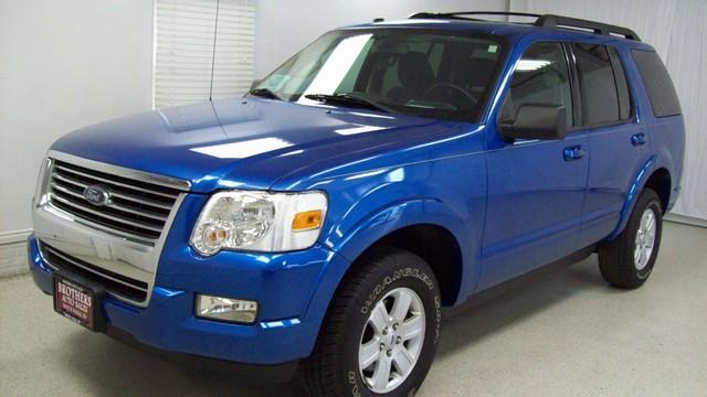 2010 Ford Explorer ESi