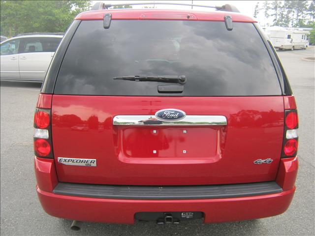 2010 Ford Explorer ESi