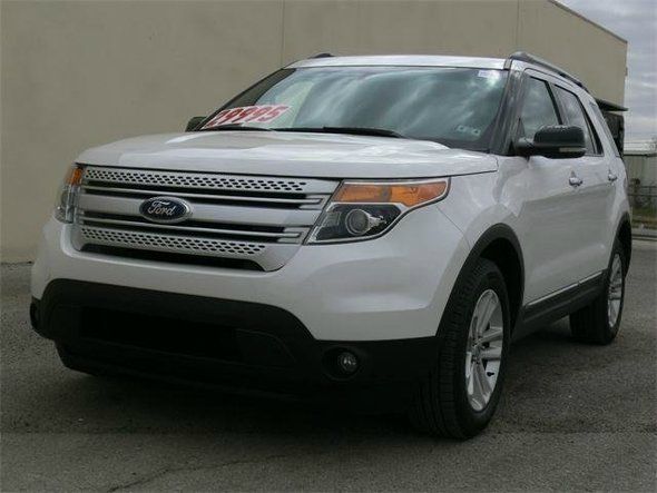 2011 Ford Explorer 31 FOOT