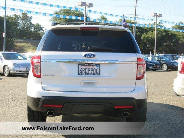 2011 Ford Explorer SLT 25