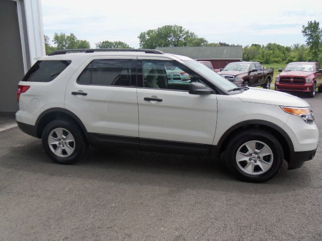 2011 Ford Explorer Ram 3500 Diesel 2-WD