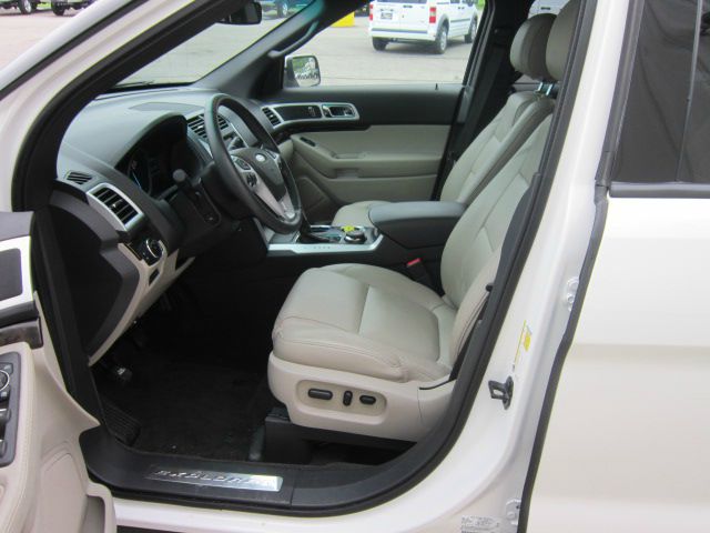 2011 Ford Explorer Super