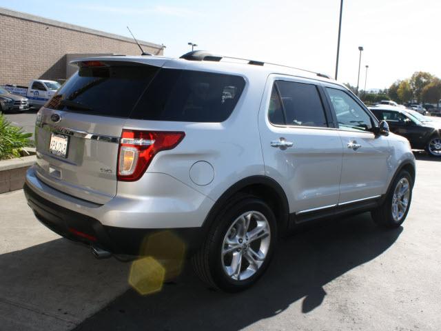 2011 Ford Explorer QUAD CAB Stampede