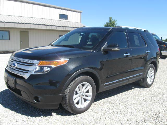 2011 Ford Explorer 31 FOOT