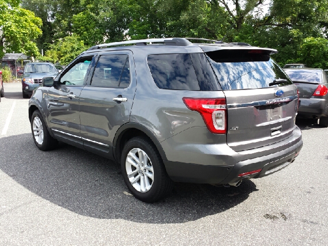 2011 Ford Explorer SL 4x4 Regular Cab