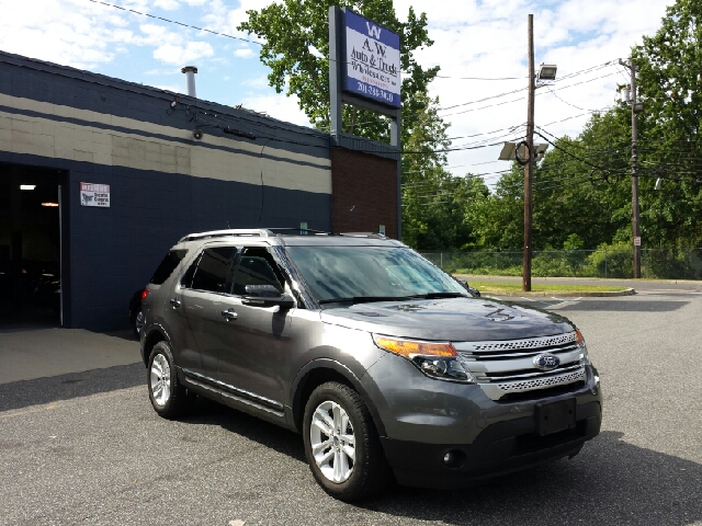 2011 Ford Explorer SL 4x4 Regular Cab