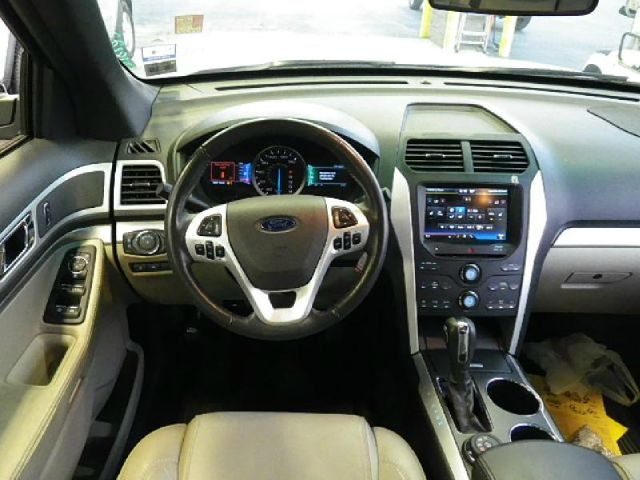 2011 Ford Explorer SL 4x4 Regular Cab