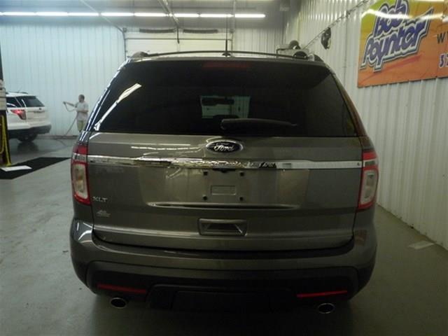 2012 Ford Explorer ESi