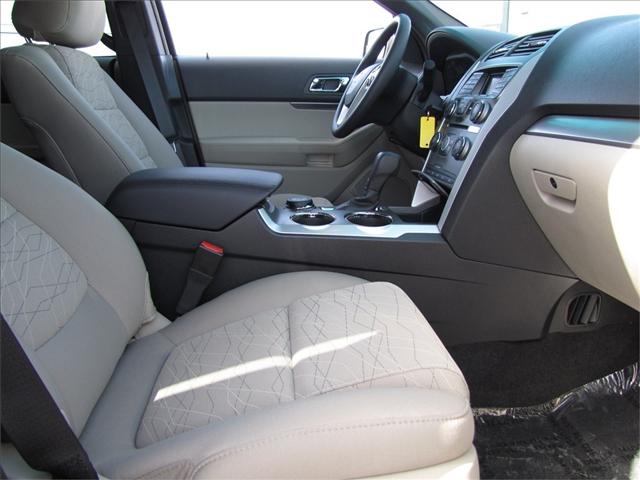 2012 Ford Explorer Sedan Manual