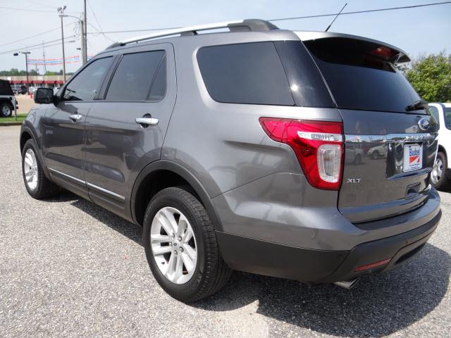 2012 Ford Explorer ESi