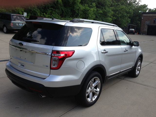 2013 Ford Explorer Super