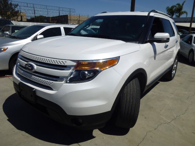 2013 Ford Explorer LS Flex Fuel 4x4 This Is One Of Our Best Bargains