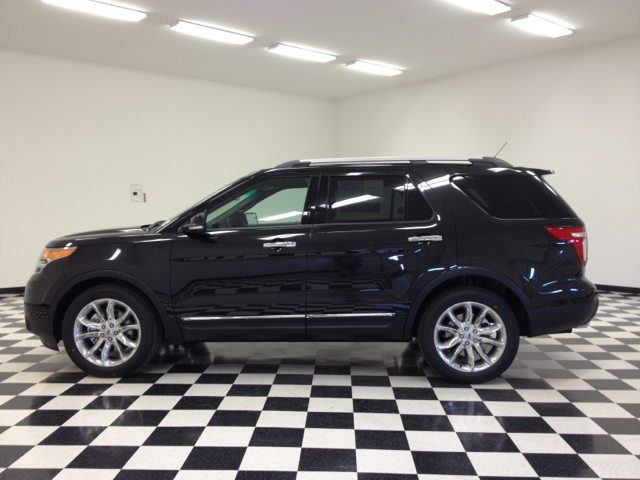 2013 Ford Explorer 31 FOOT