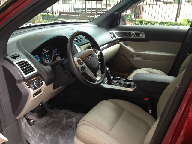 2013 Ford Explorer Super