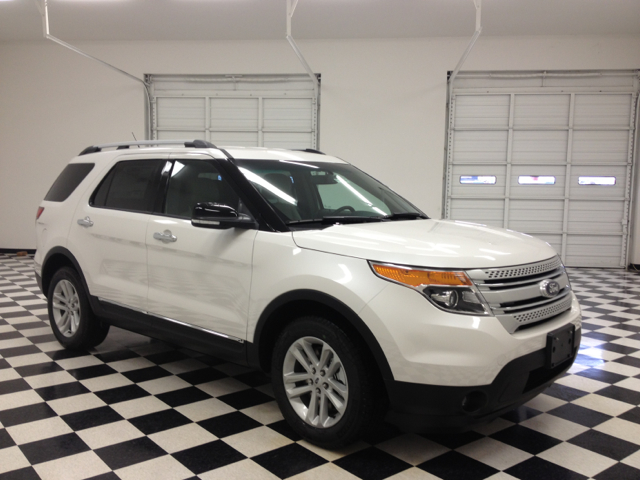 2013 Ford Explorer 31 FOOT