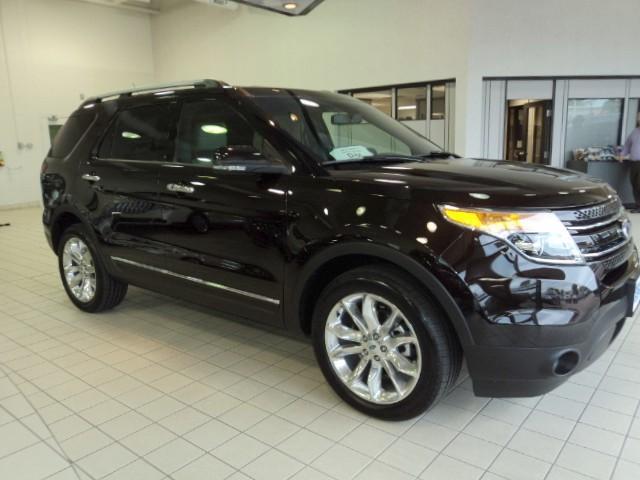 2013 Ford Explorer SLT 25