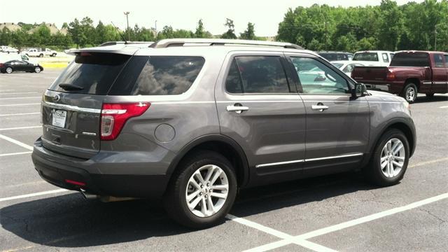 2013 Ford Explorer ESi