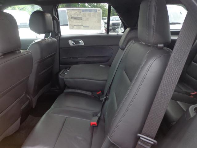 2014 Ford Explorer ESi