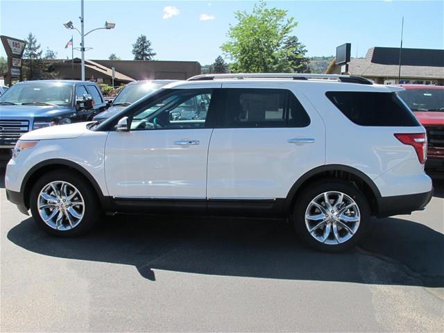 2014 Ford Explorer LS Flex Fuel 4x4 This Is One Of Our Best Bargains