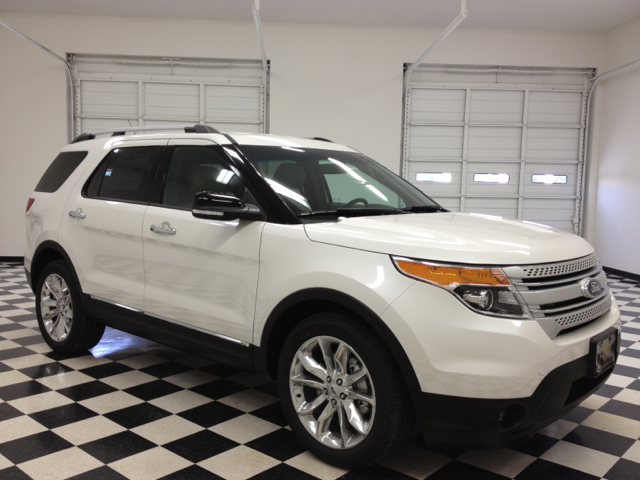 2014 Ford Explorer 31 FOOT