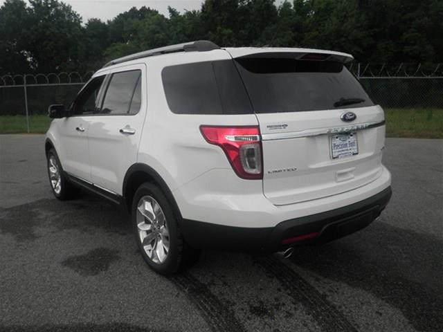 2014 Ford Explorer SLT 25