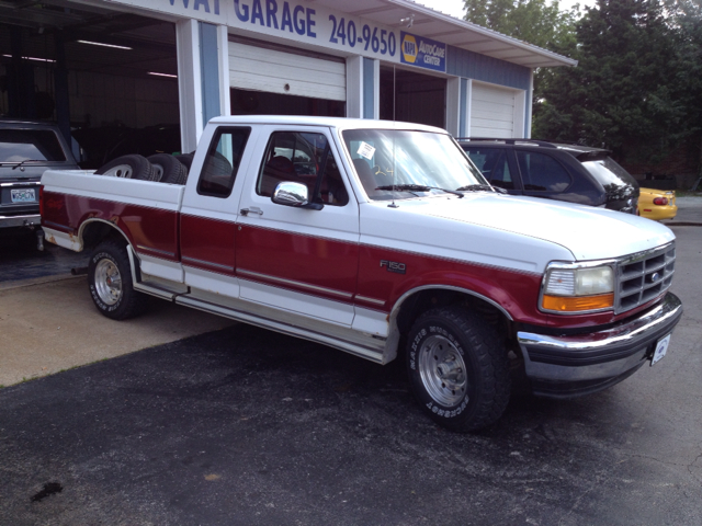 1994 Ford F-150 SLT 1 Ton Dually 4dr 35