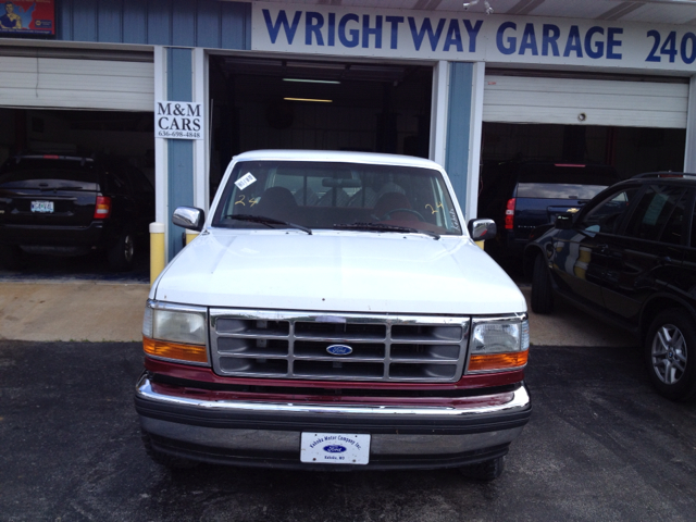 1994 Ford F-150 SLT 1 Ton Dually 4dr 35