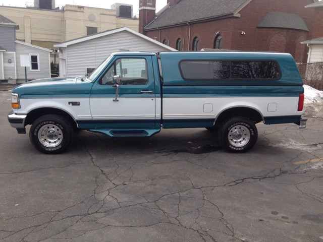 1996 Ford F-150 LX 2.7L V6 DUAL Frontside Airbags