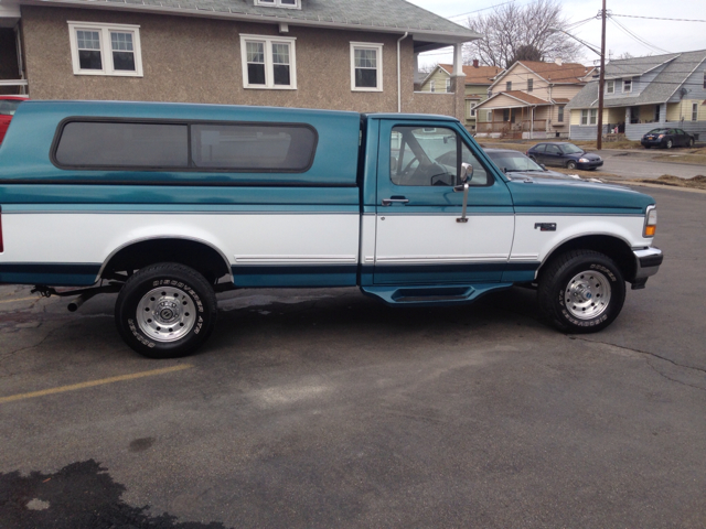 1996 Ford F-150 LX 2.7L V6 DUAL Frontside Airbags