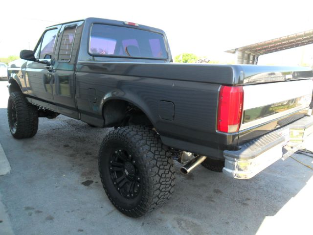 1996 Ford F-150 Reg Cab 108 WB