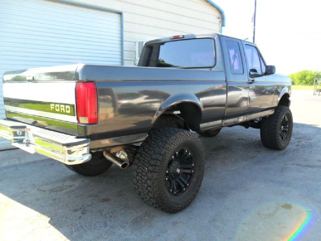 1996 Ford F-150 Reg Cab 108 WB