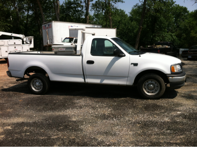 2000 Ford F-150 103 WB XLT