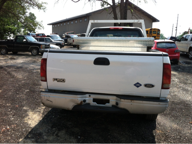 2000 Ford F-150 103 WB XLT