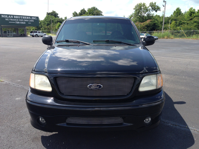 2000 Ford F-150 2004 Nissan S